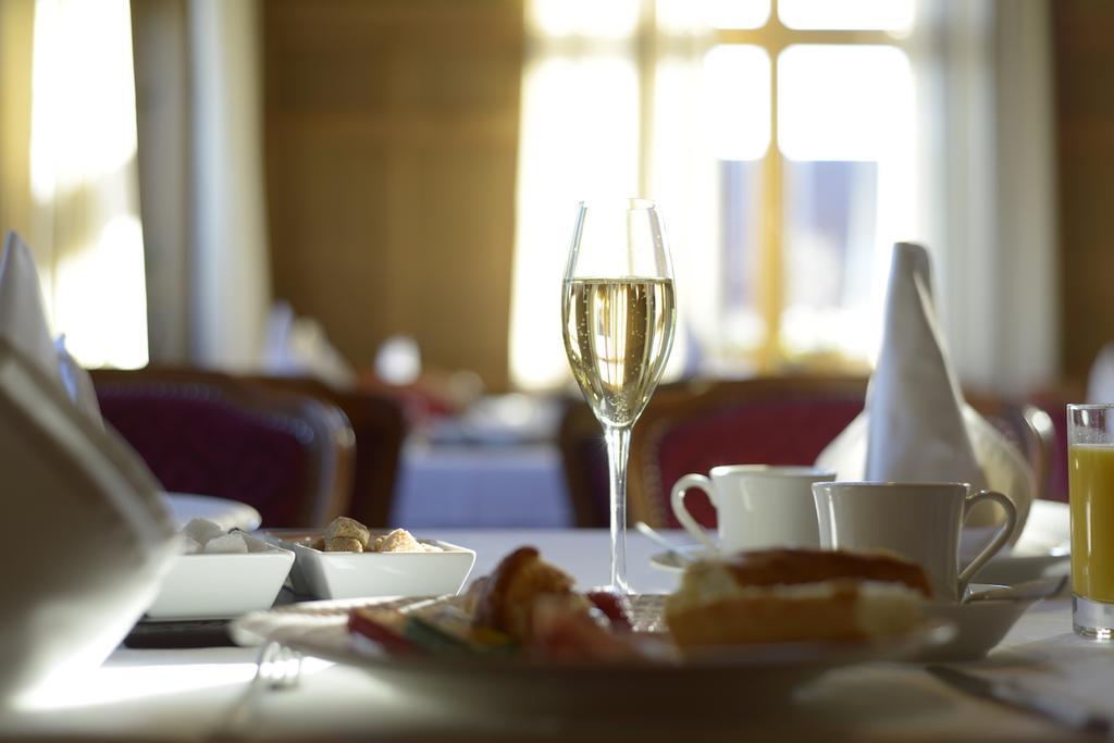 Logis Hotel Restaurant Au Boeuf Rouge Niederschaeffolsheim Buitenkant foto