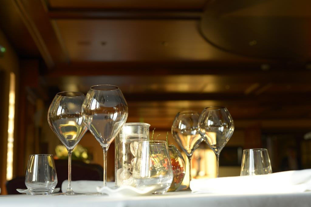 Logis Hotel Restaurant Au Boeuf Rouge Niederschaeffolsheim Buitenkant foto