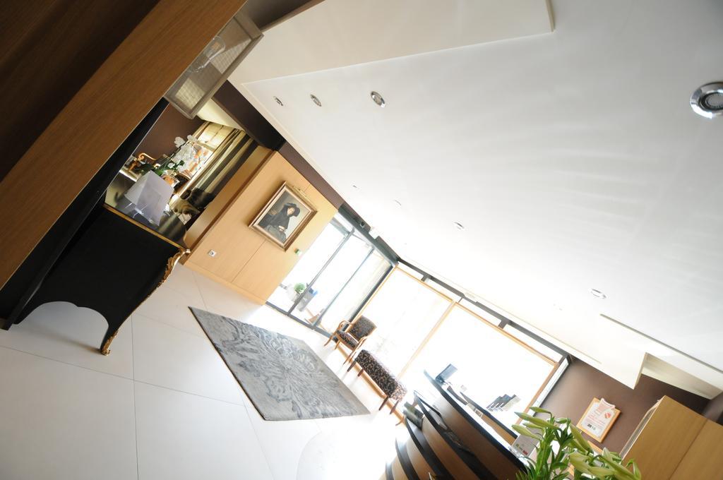 Logis Hotel Restaurant Au Boeuf Rouge Niederschaeffolsheim Buitenkant foto